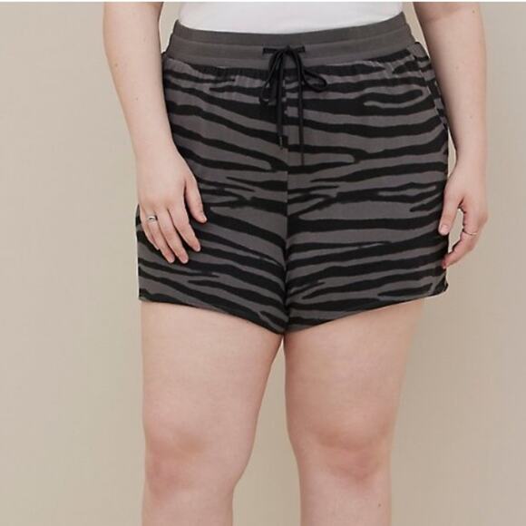 Torrid lovesick French terry tiger stripe grey pull on shorts - Picture 4 of 10